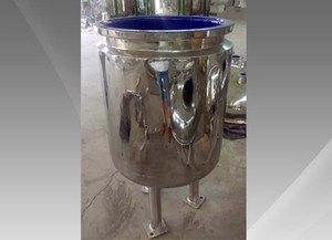 GMP标准搪玻璃釜