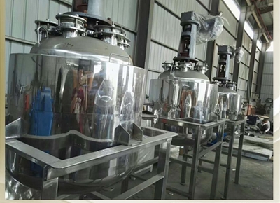 GMP标准搪瓷反应釜